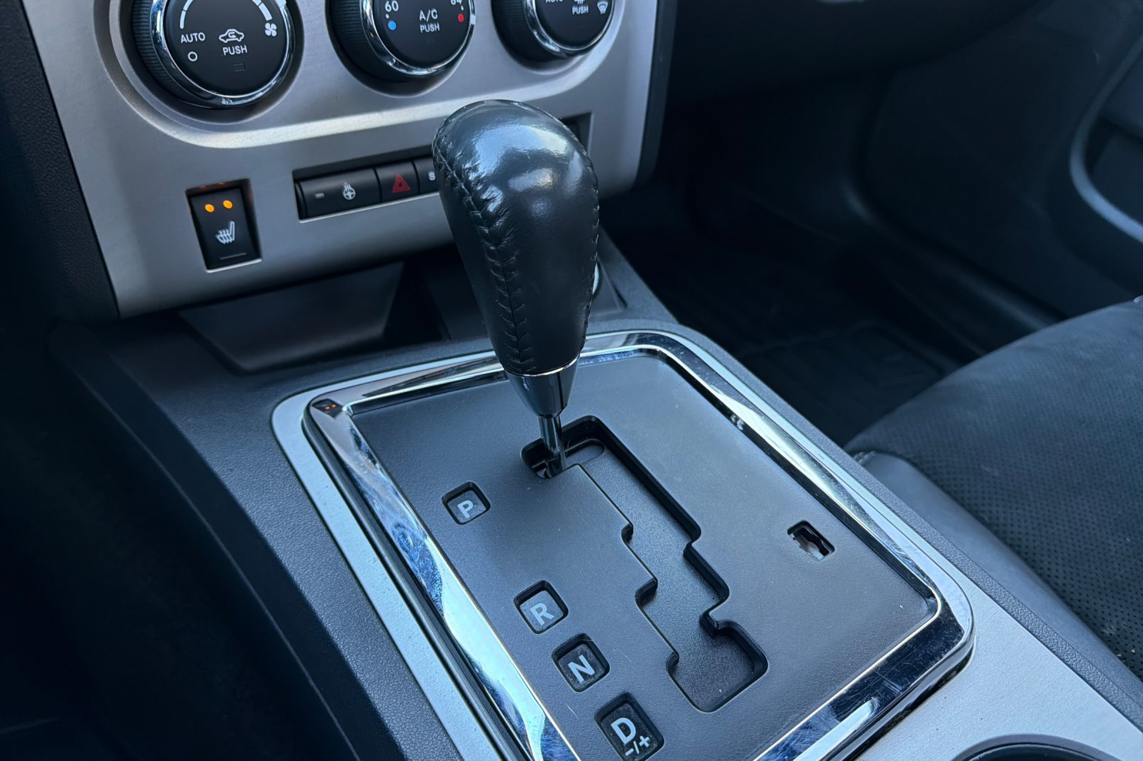 Used 2012 Dodge Challenger SRT8 w/ Premium Sound Group RWD image 19