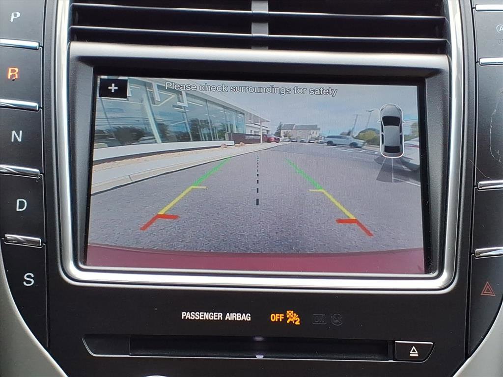 Used 2019 Lincoln Nautilus Select image 27