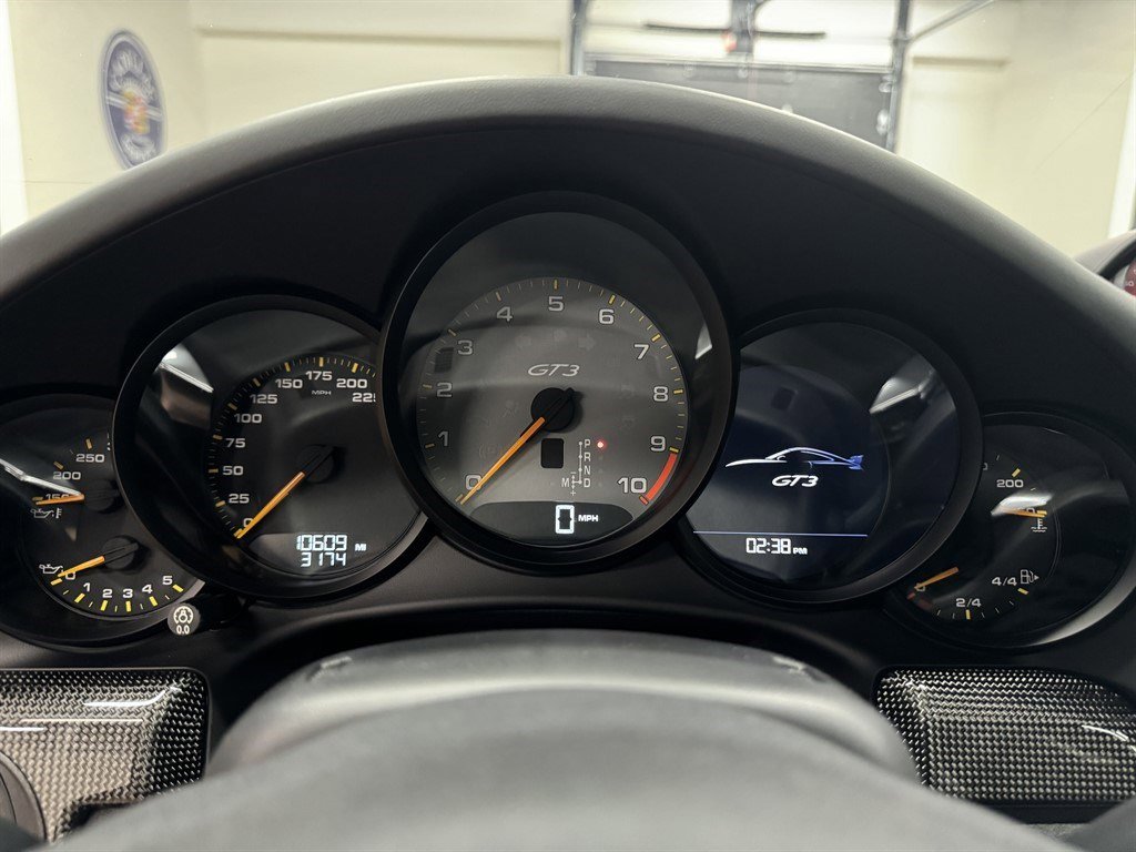 Used 2015 Porsche 911 GT3 RWD image 37
