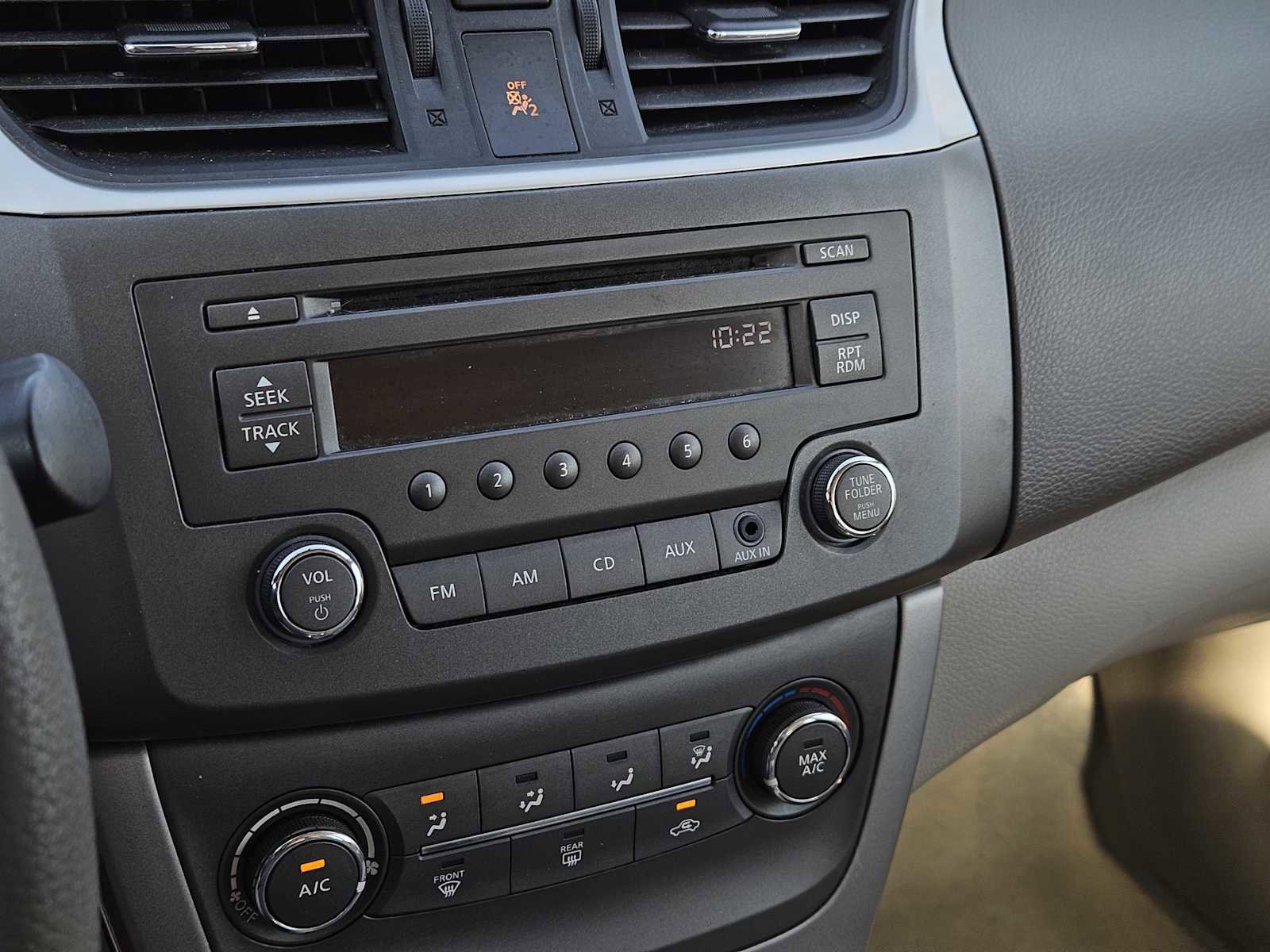 Used 2013 Nissan Sentra SV image 16