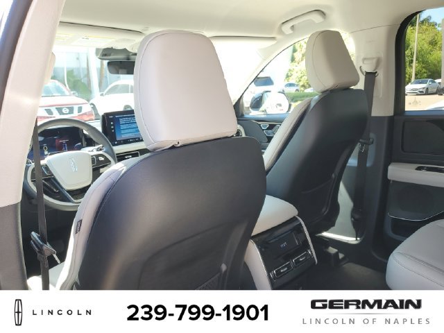 New 2026 Lincoln Aviator 2WD image 21