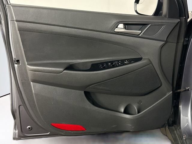 Used 2018 Hyundai Tucson SE AWD/4WD image 16