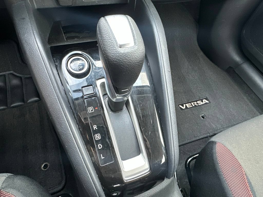 Used 2024 Nissan Versa SR FWD image 25