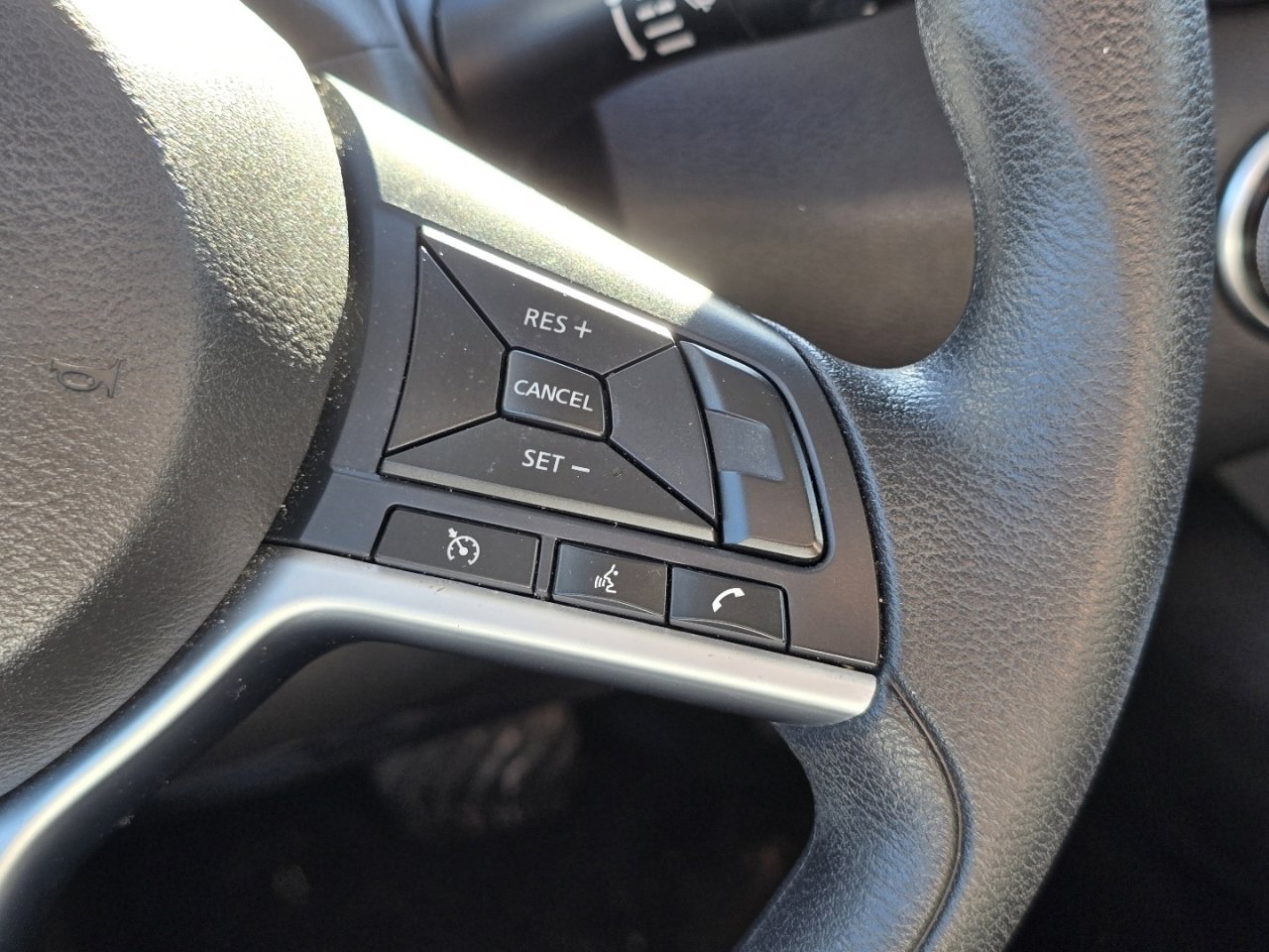 Used 2024 Nissan Altima 2.5 SV image 25