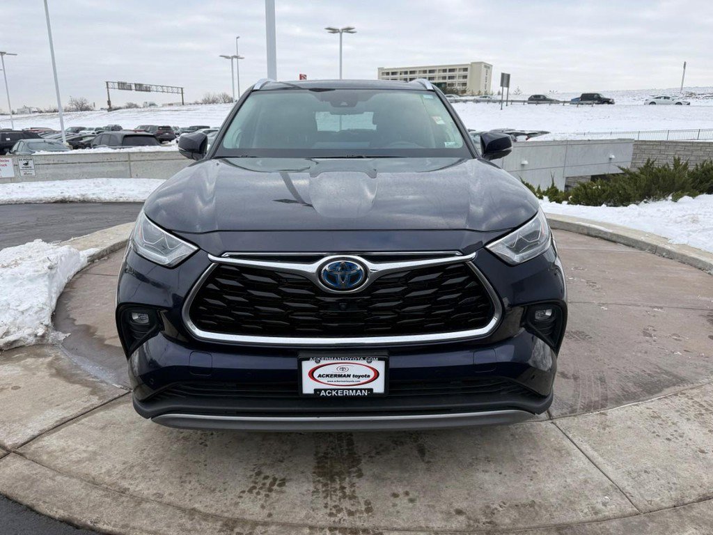 Certified 2022 Toyota Highlander Platinum image 12