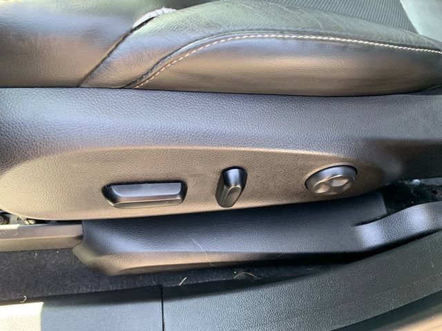 Used 2017 Buick Envision Essence AWD/4WD image 23