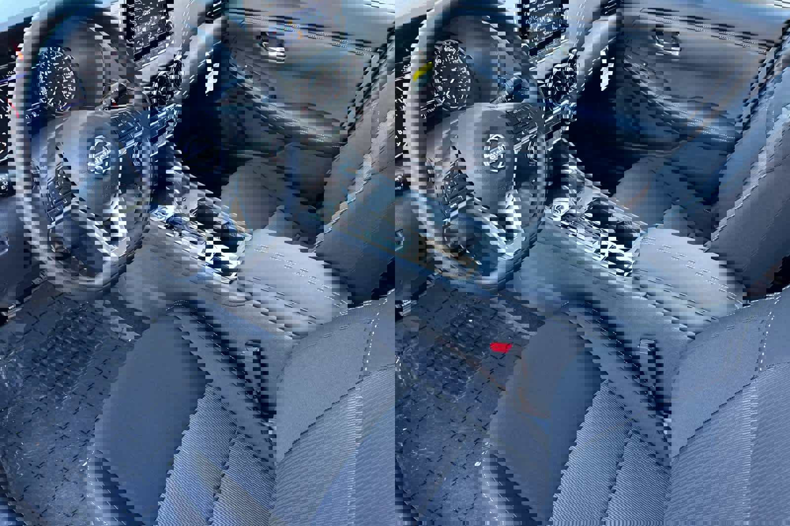 New 2025 Nissan Sentra SV image 11