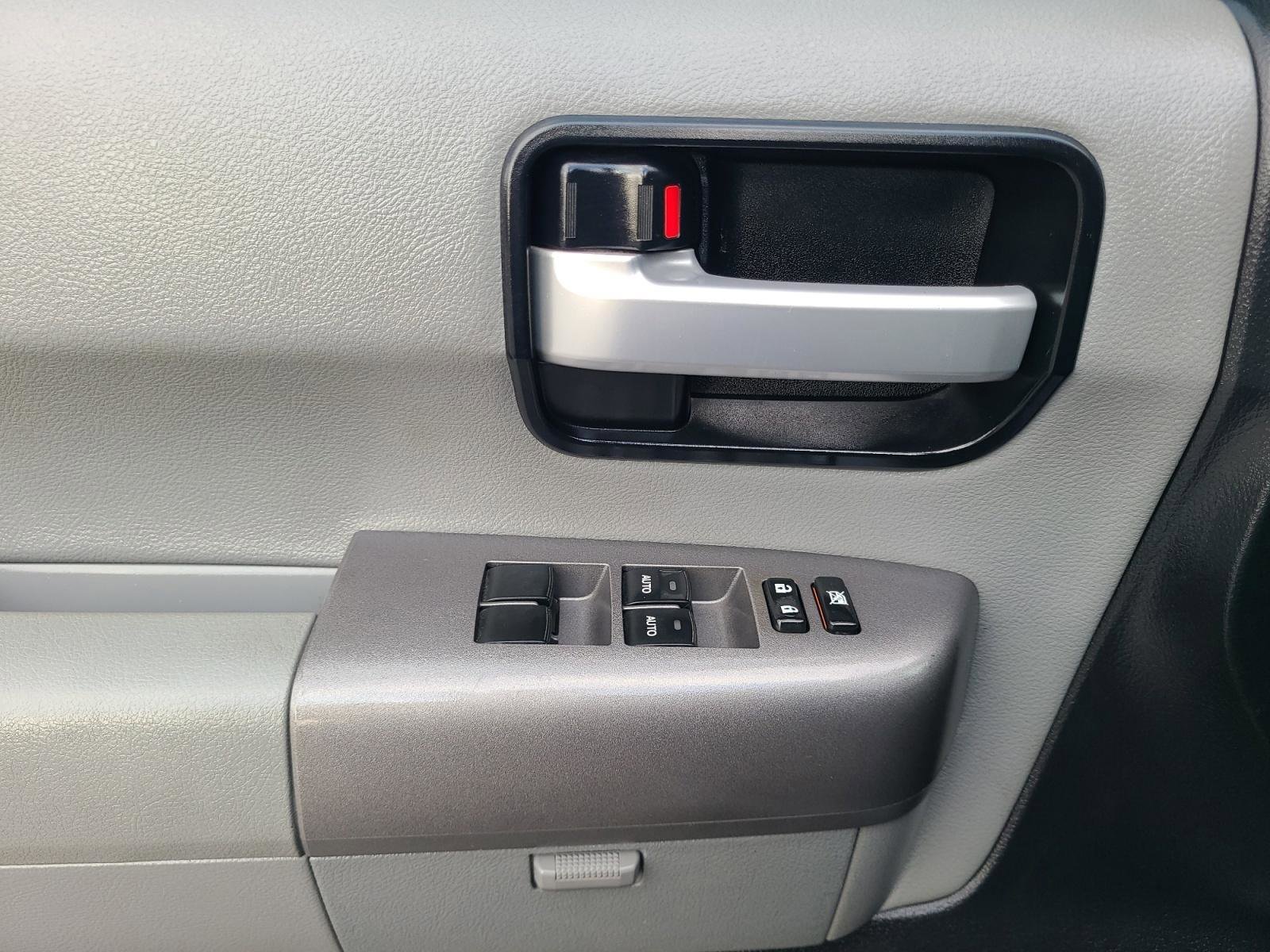 Used 2013 Toyota Sequoia Limited RWD image 10