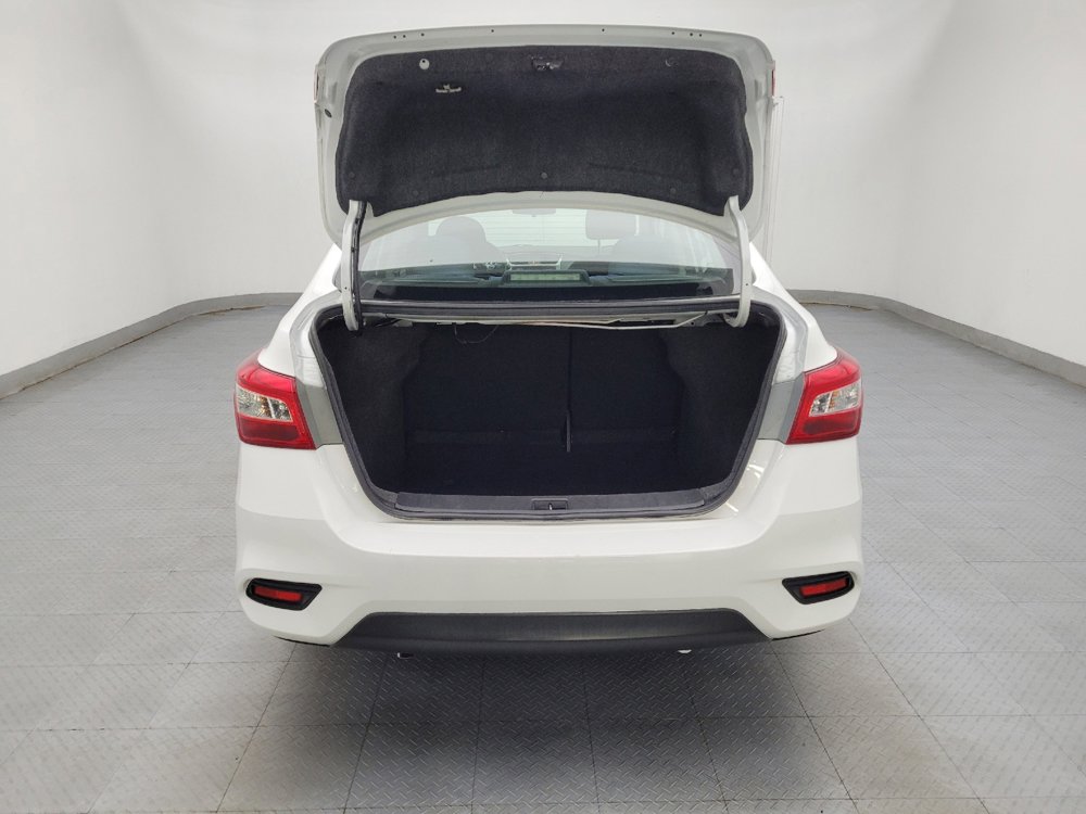 Used 2019 Nissan Sentra SV w/ Special Edition Package FWD image 29