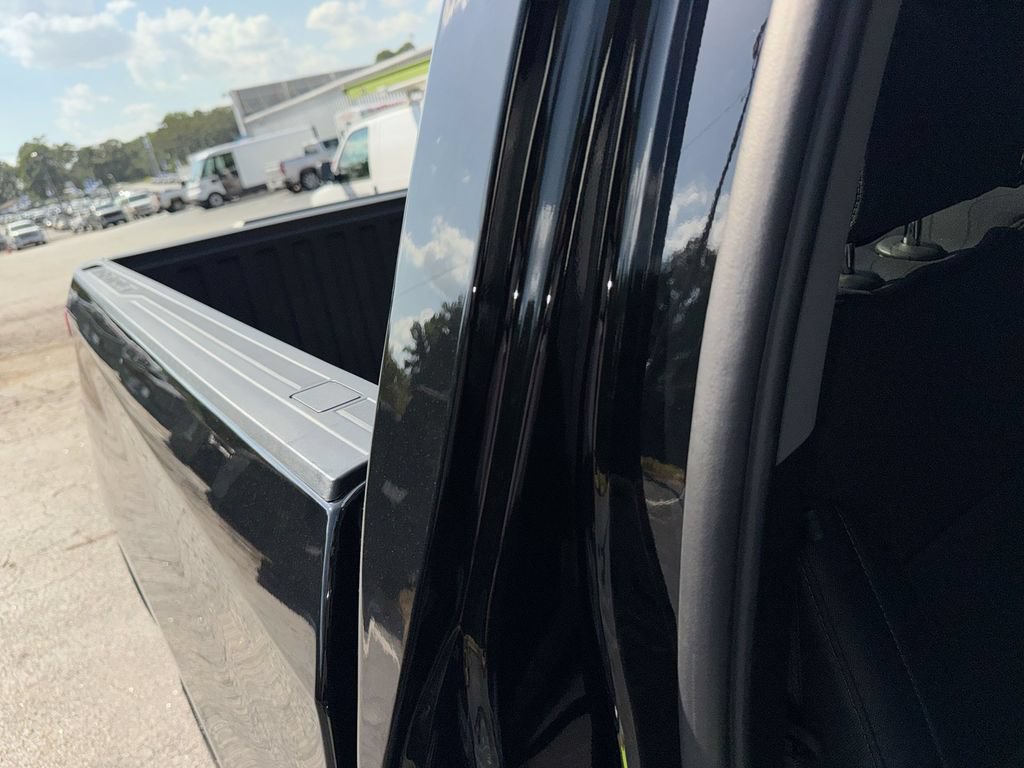 New 2026 Chevrolet Silverado 1500 Custom w/ LPO, Dark Essentials Package RWD image 30