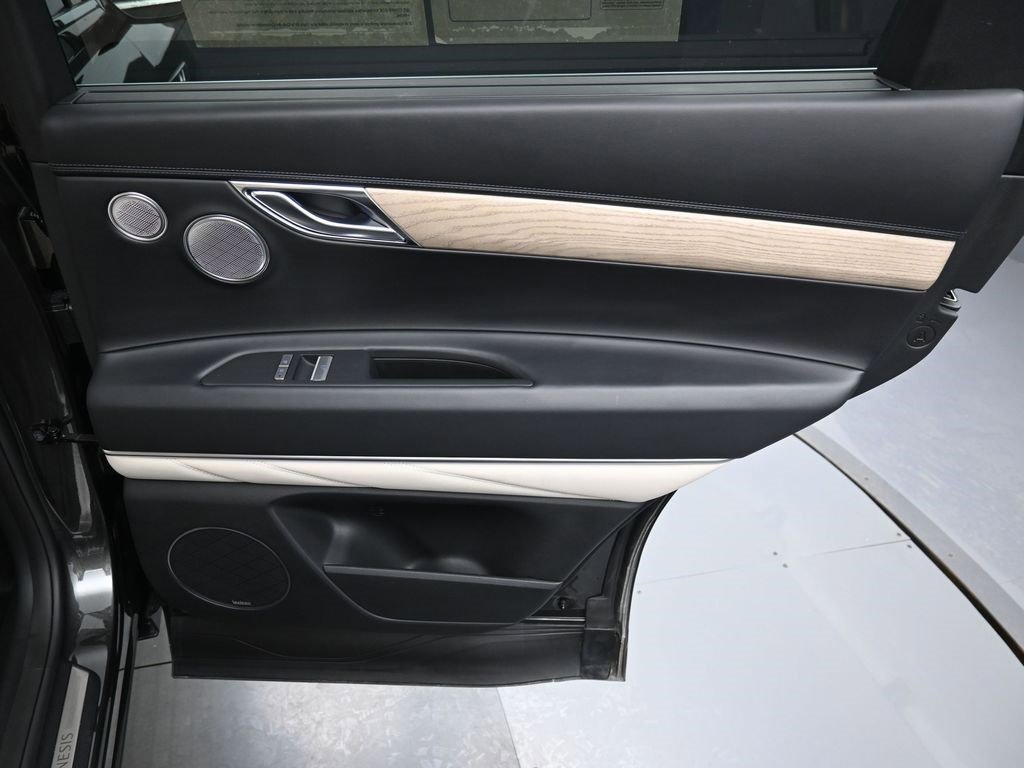 Used 2024 Genesis GV80 3.5T w/ Prestige Package image 39