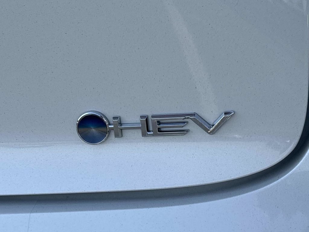 New 2026 Toyota Prius XLE FWD image 13