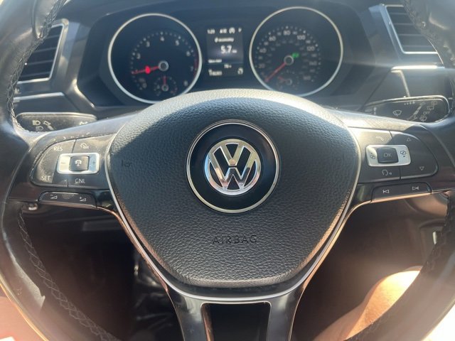 Used 2018 Volkswagen Tiguan SEL image 22