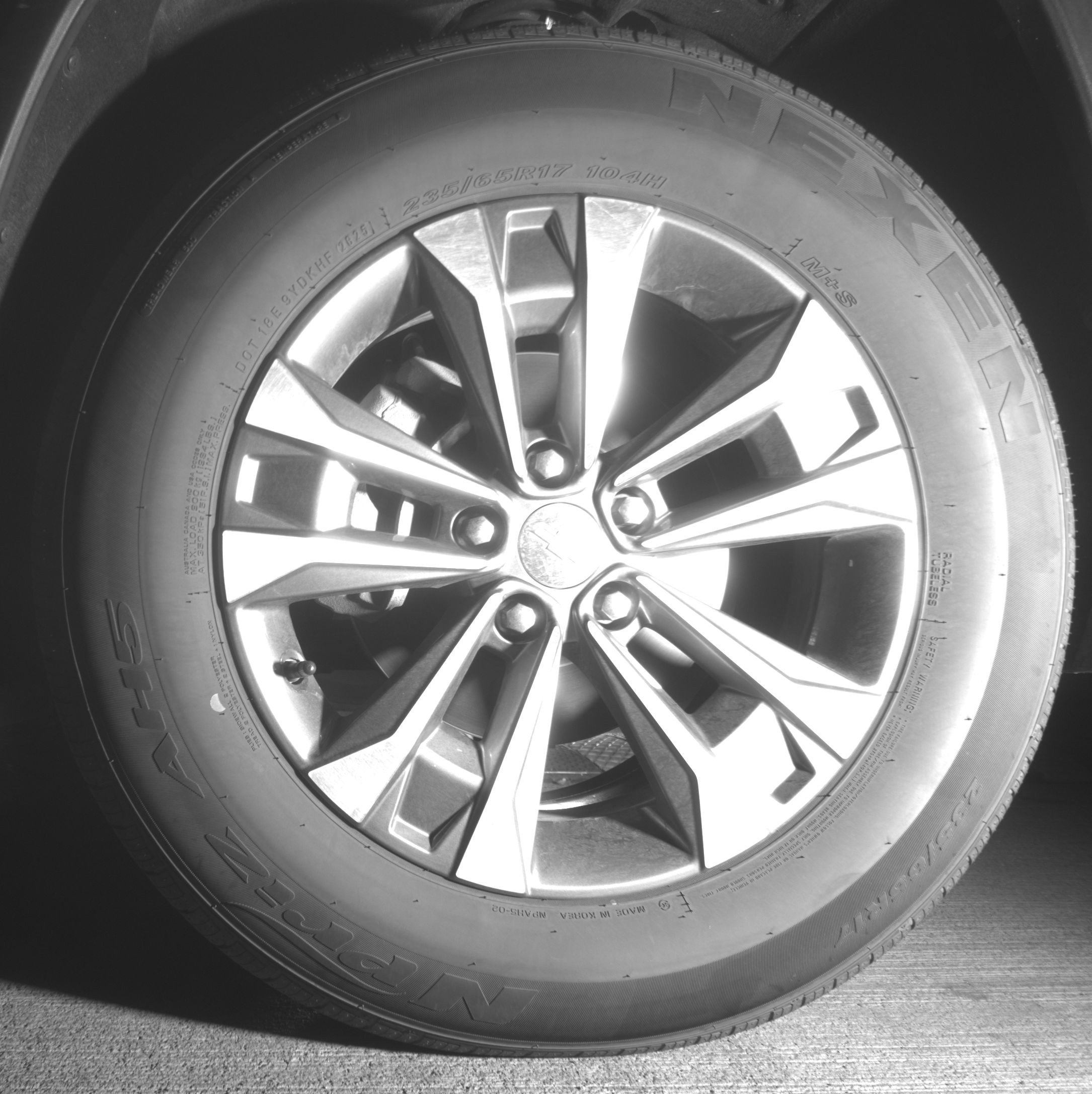 Used 2025 Chevrolet Equinox LT FWD image 12