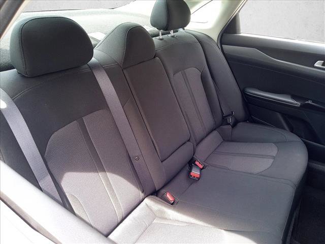 Used 2024 Kia K5 LXS FWD image 16