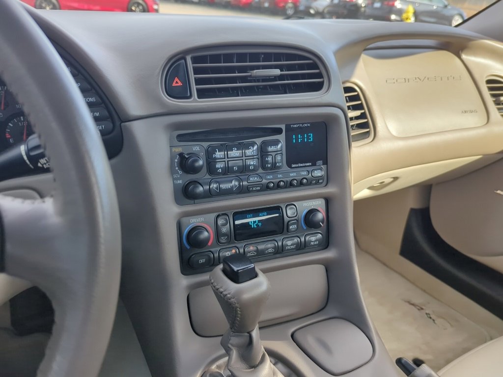 Used 2003 Chevrolet Corvette Convertible w/ Preferred Equipment Group1 image 24