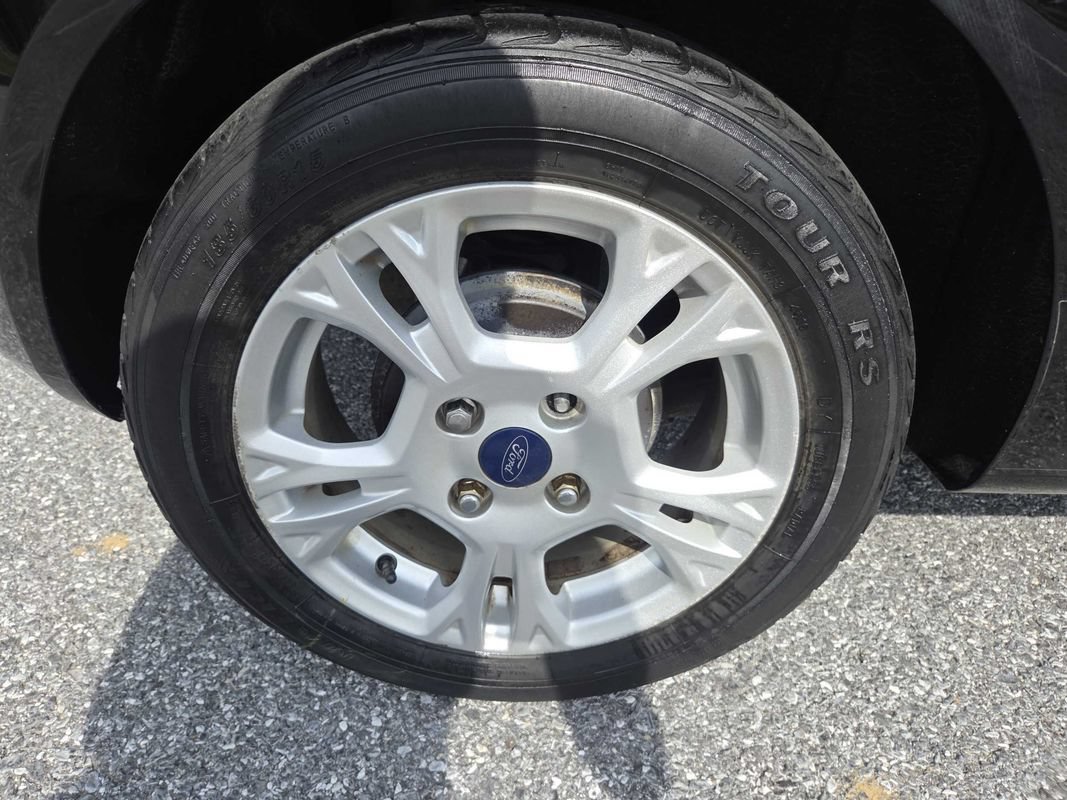Used 2016 Ford Fiesta SE FWD image 33