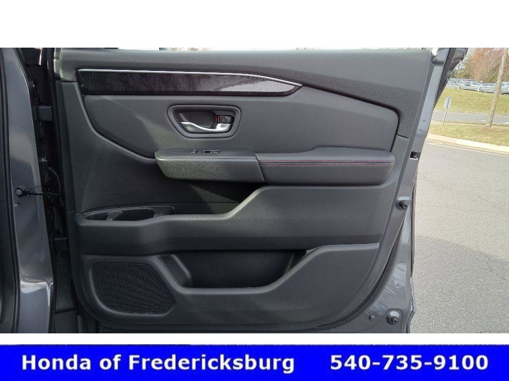 Certified 2025 Honda Pilot Black Edition image 29