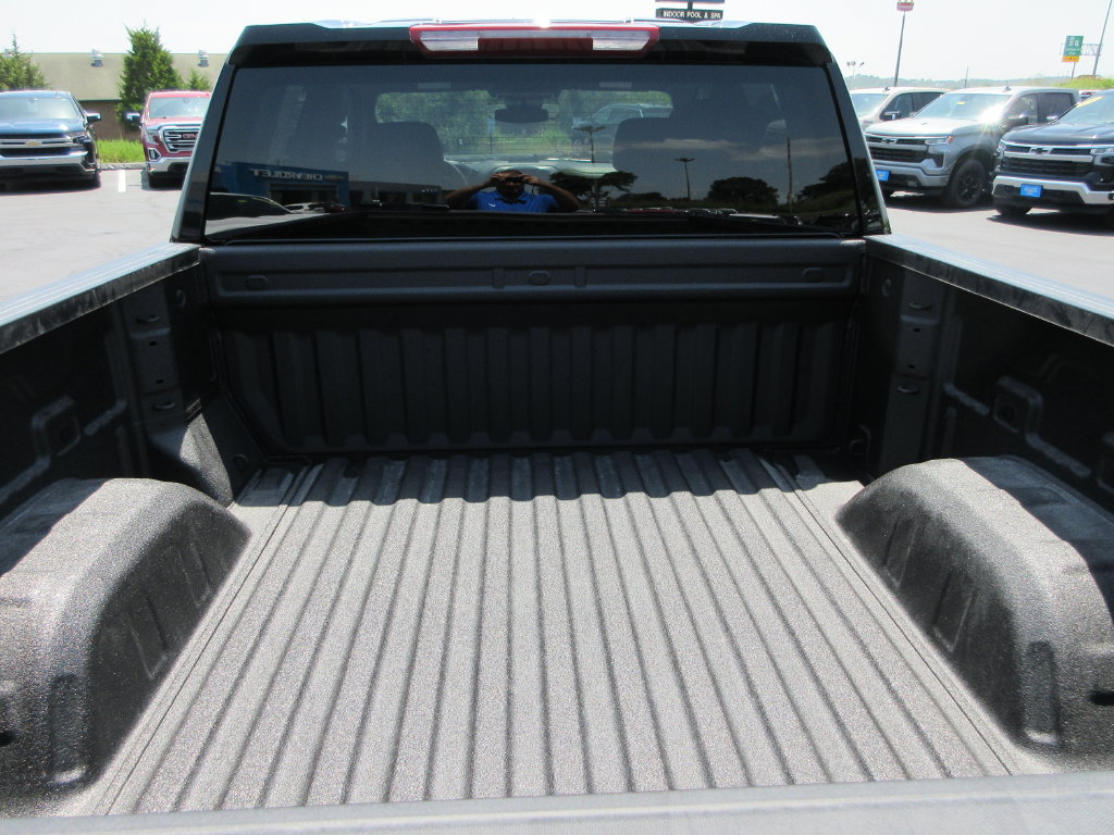 New 2026 Chevrolet Silverado 1500 Custom w/ Turbomax Blackout Package AWD/4WD image 11