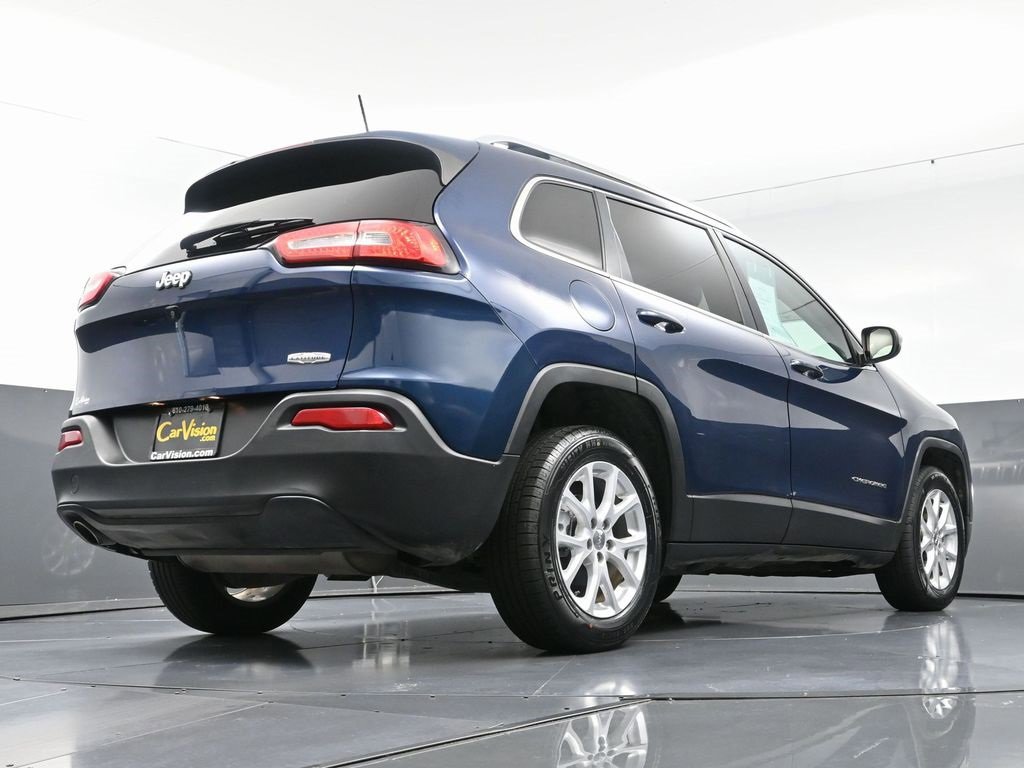 Used 2018 Jeep Cherokee Latitude Plus image 52