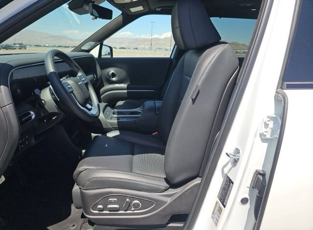 Used 2026 Hyundai Palisade Calligraphy FWD image 13