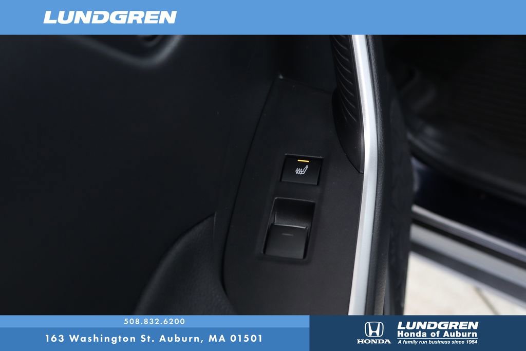 Used 2024 Toyota RAV4 SE w/ Weather & Moonroof Package image 13