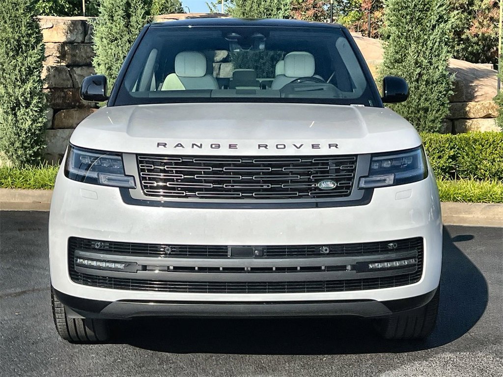 New 2025 Land Rover Range Rover SE image 8