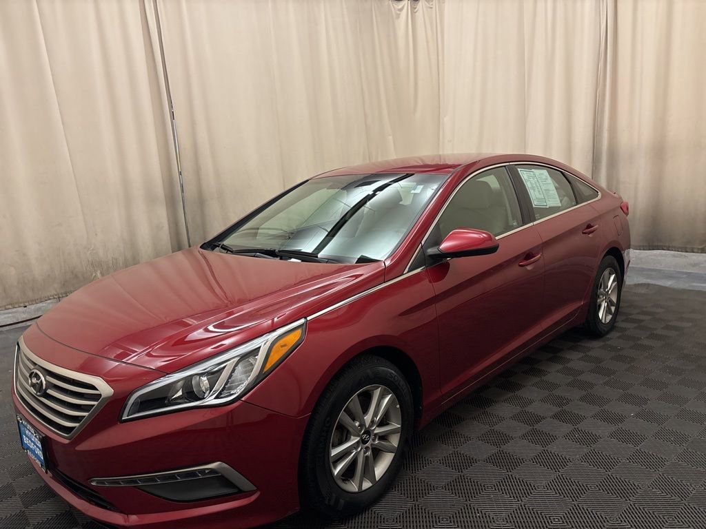 Used 2015 Hyundai Sonata SE w/ Option Group 09