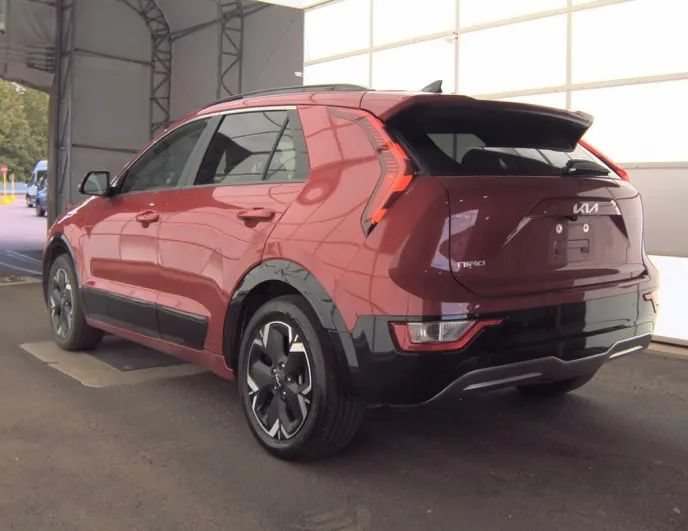 Used 2023 Kia Niro Wind FWD image 4