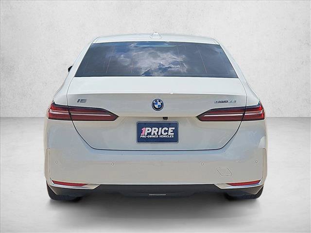 Used 2024 BMW i5 eDrive40i RWD image 6
