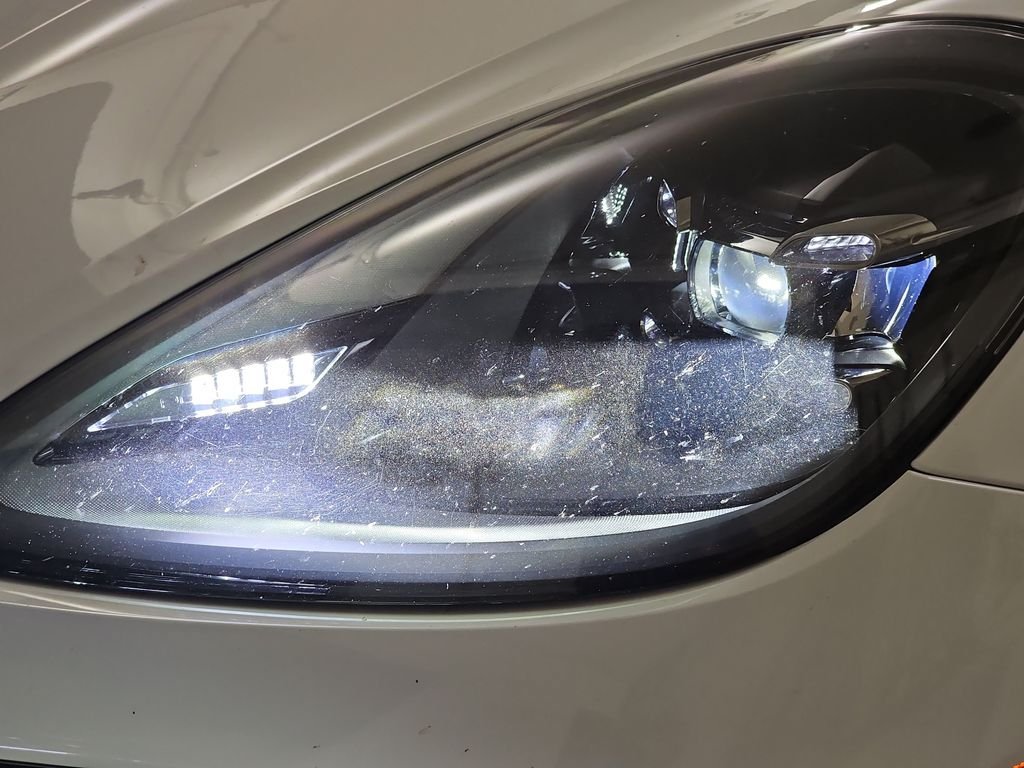 Used 2021 Porsche Cayenne GTS AWD/4WD image 31