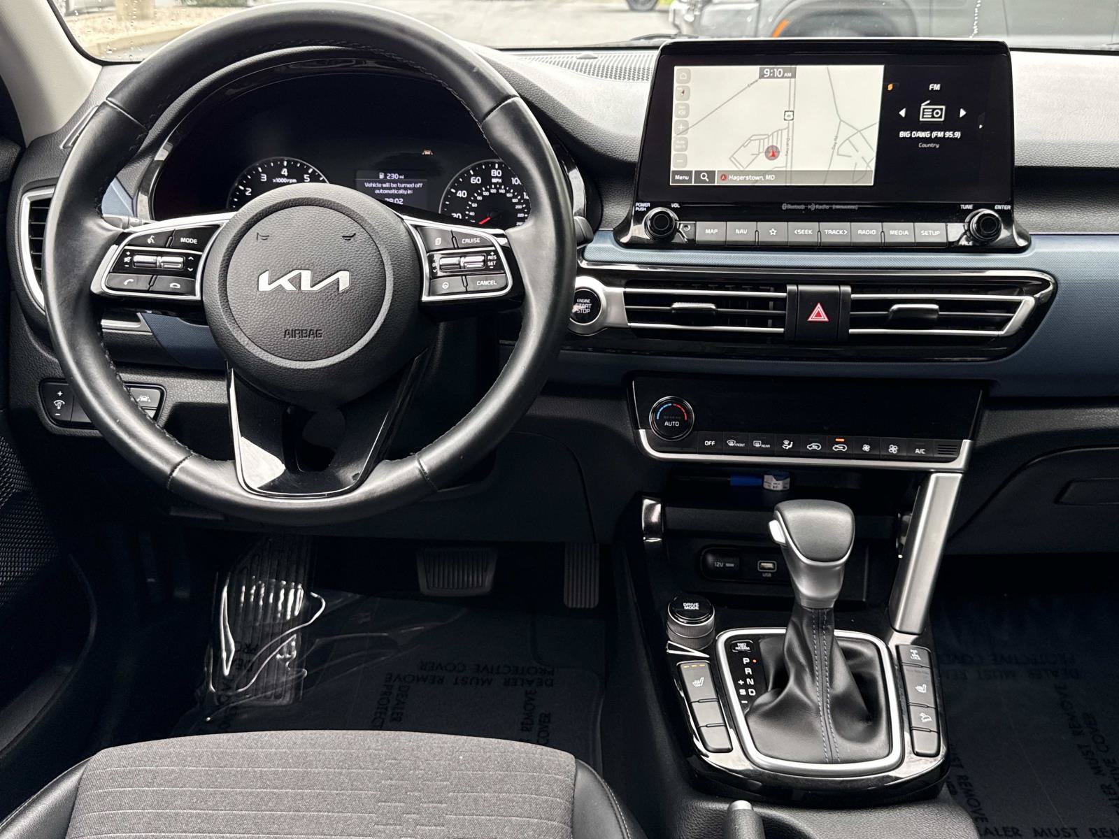 Used 2023 Kia Seltos S w/ Navigation Package AWD/4WD image 8