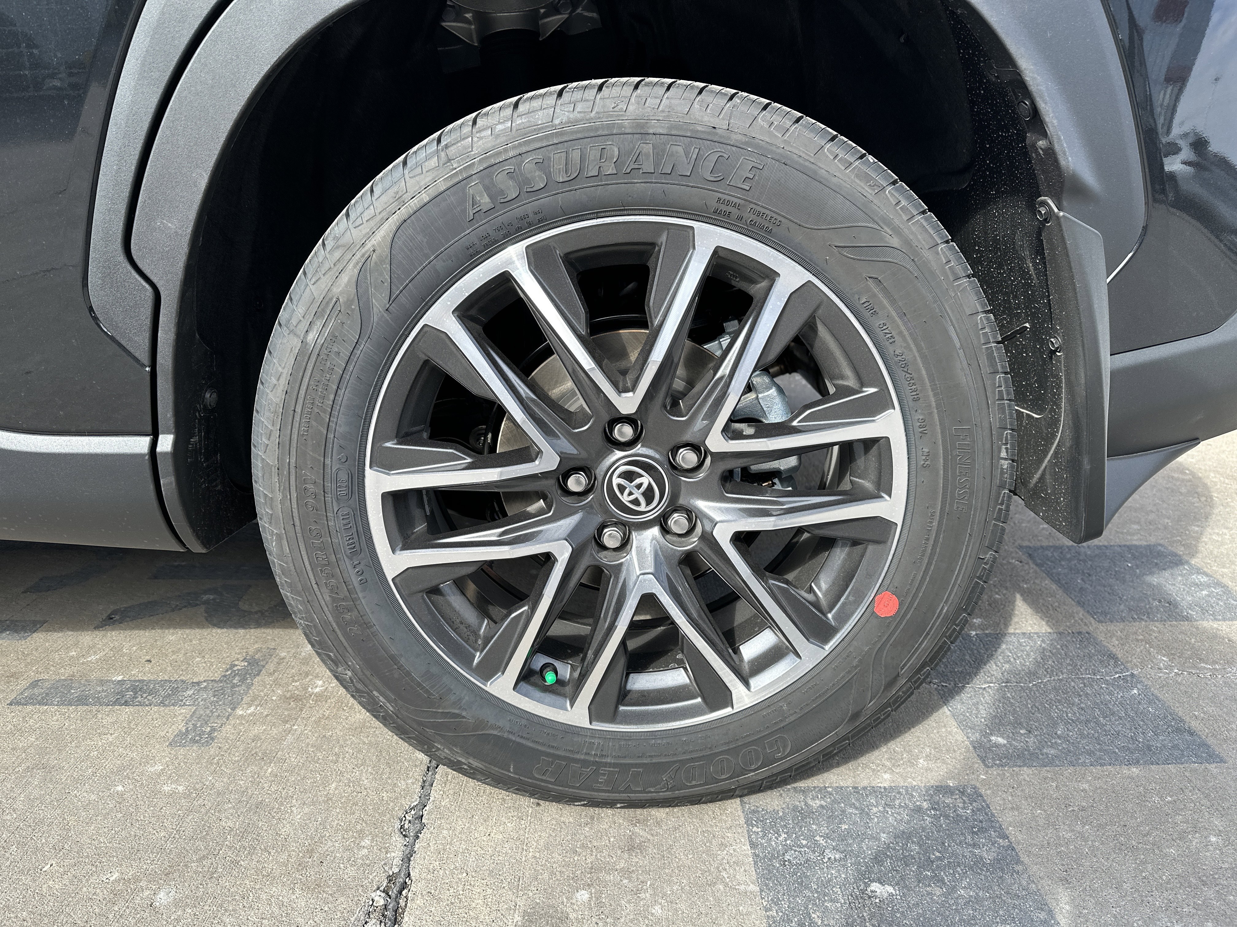 Used 2026 Toyota Corolla Cross XLE w/ Convenience Package image 27