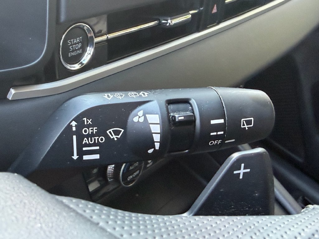 Used 2024 Mitsubishi Outlander SE AWD/4WD image 29