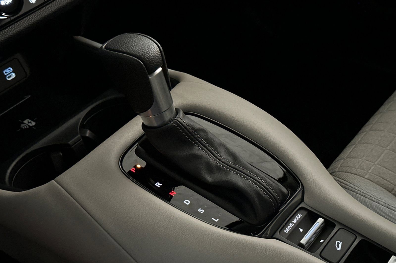 New 2026 Honda HR-V LX image 19