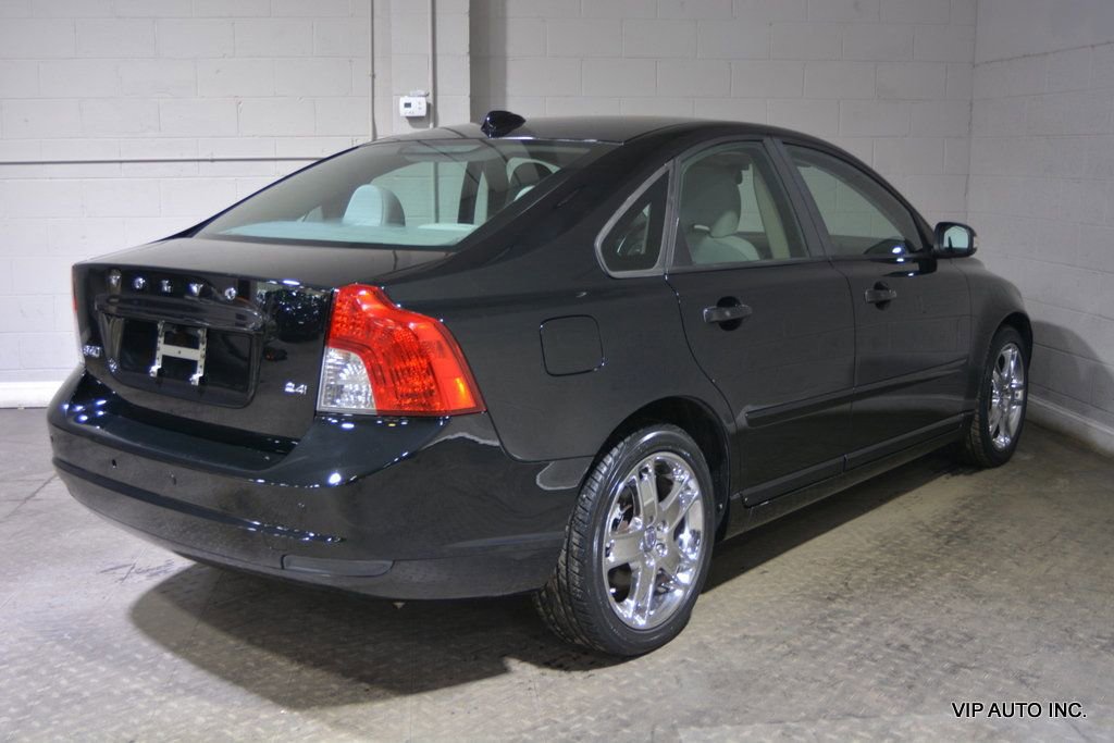 Used 2010 Volvo S40 2.4i image 4