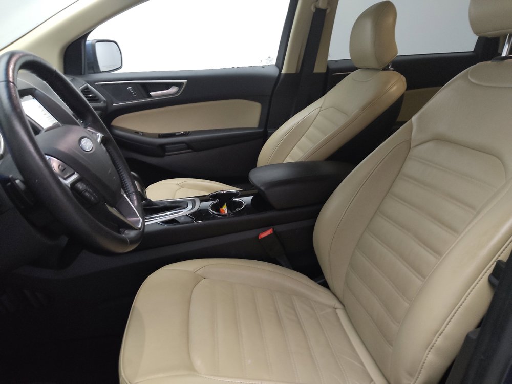 Used 2018 Ford Edge SEL w/ Equipment Group 201A AWD/4WD image 17