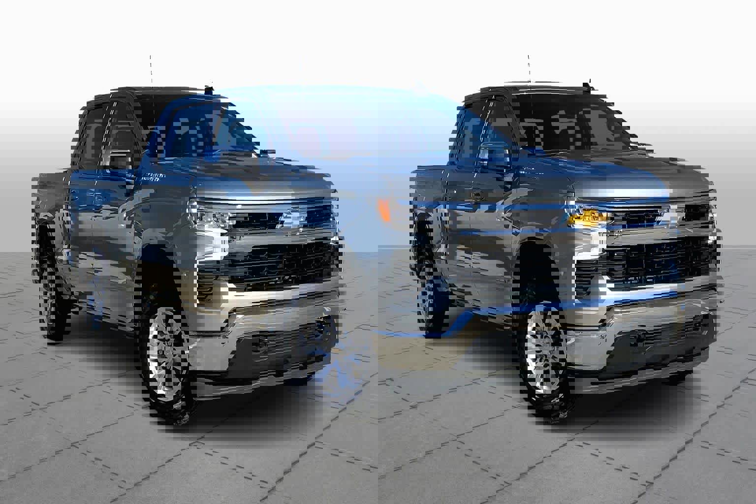 Used 2025 Chevrolet Silverado 1500 LT image 3