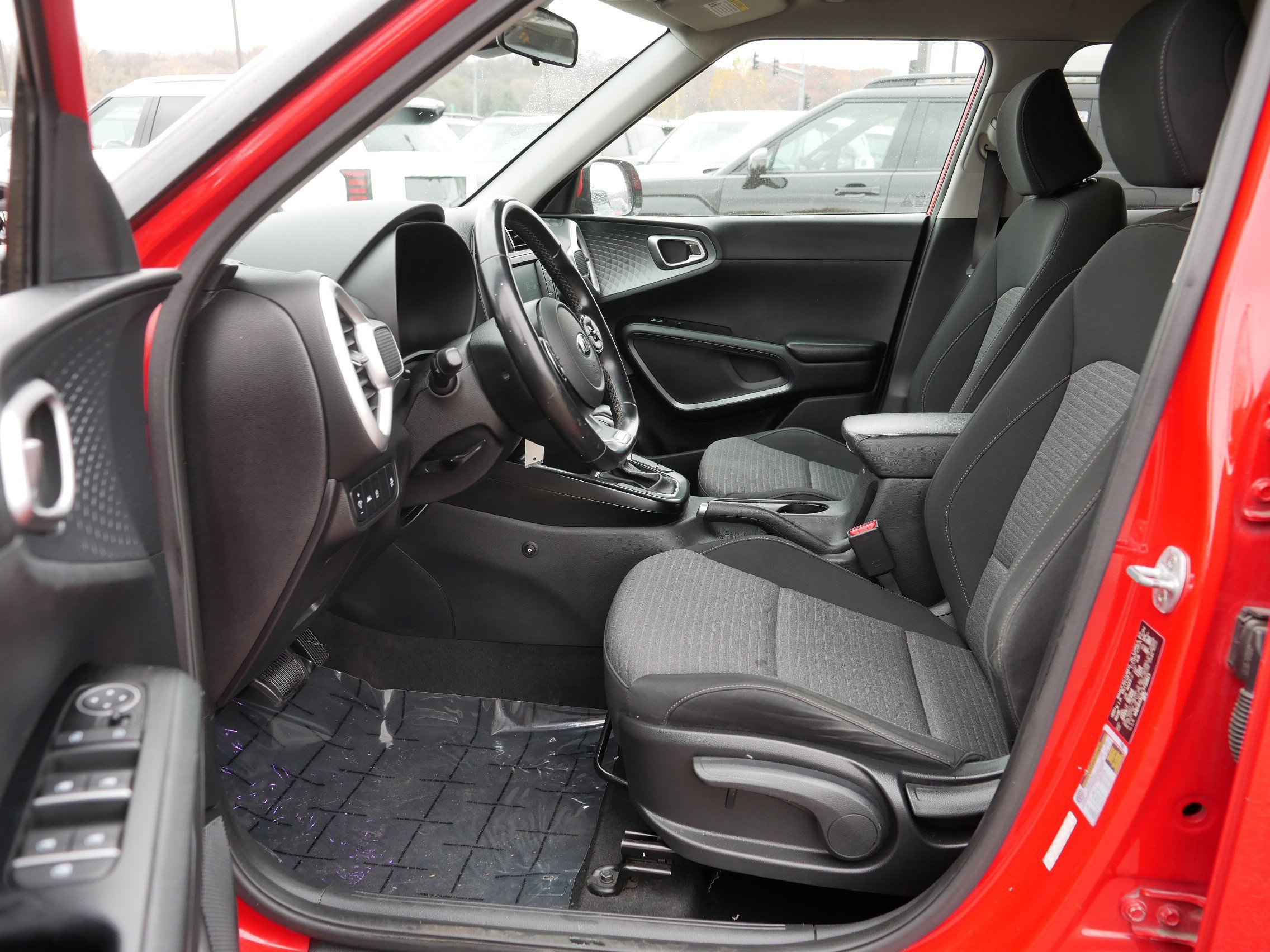 Used 2020 Kia Soul GT-Line FWD image 12