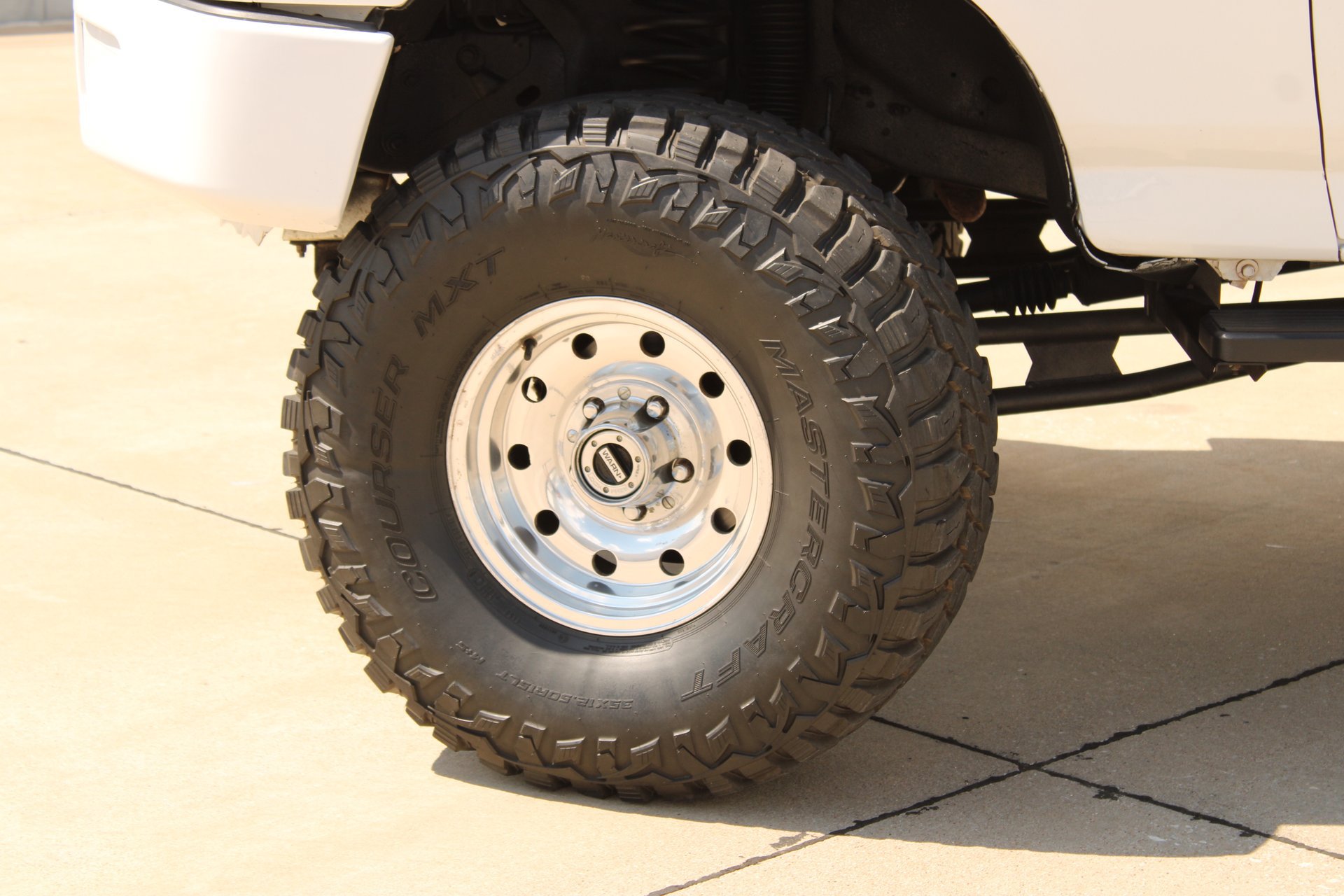 Used 1993 Ford Bronco XLT AWD/4WD image 27