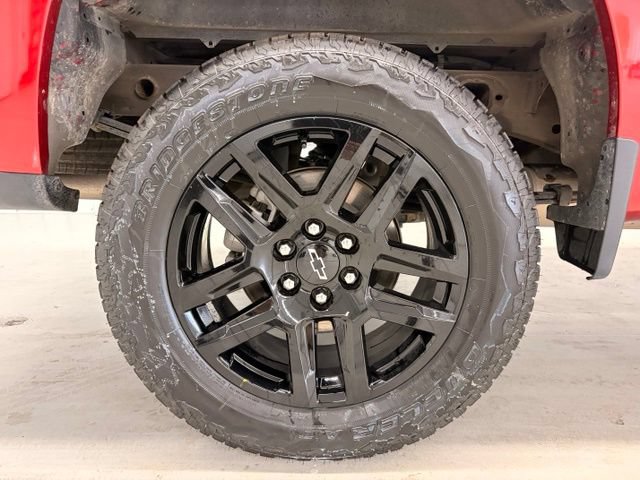 Used 2023 Chevrolet Silverado 1500 LT Trail Boss w/ Convenience Package II AWD/4WD image 7