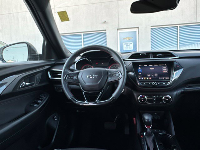 Used 2021 Chevrolet TrailBlazer RS w/ Sun and Liftgate Package AWD/4WD image 24