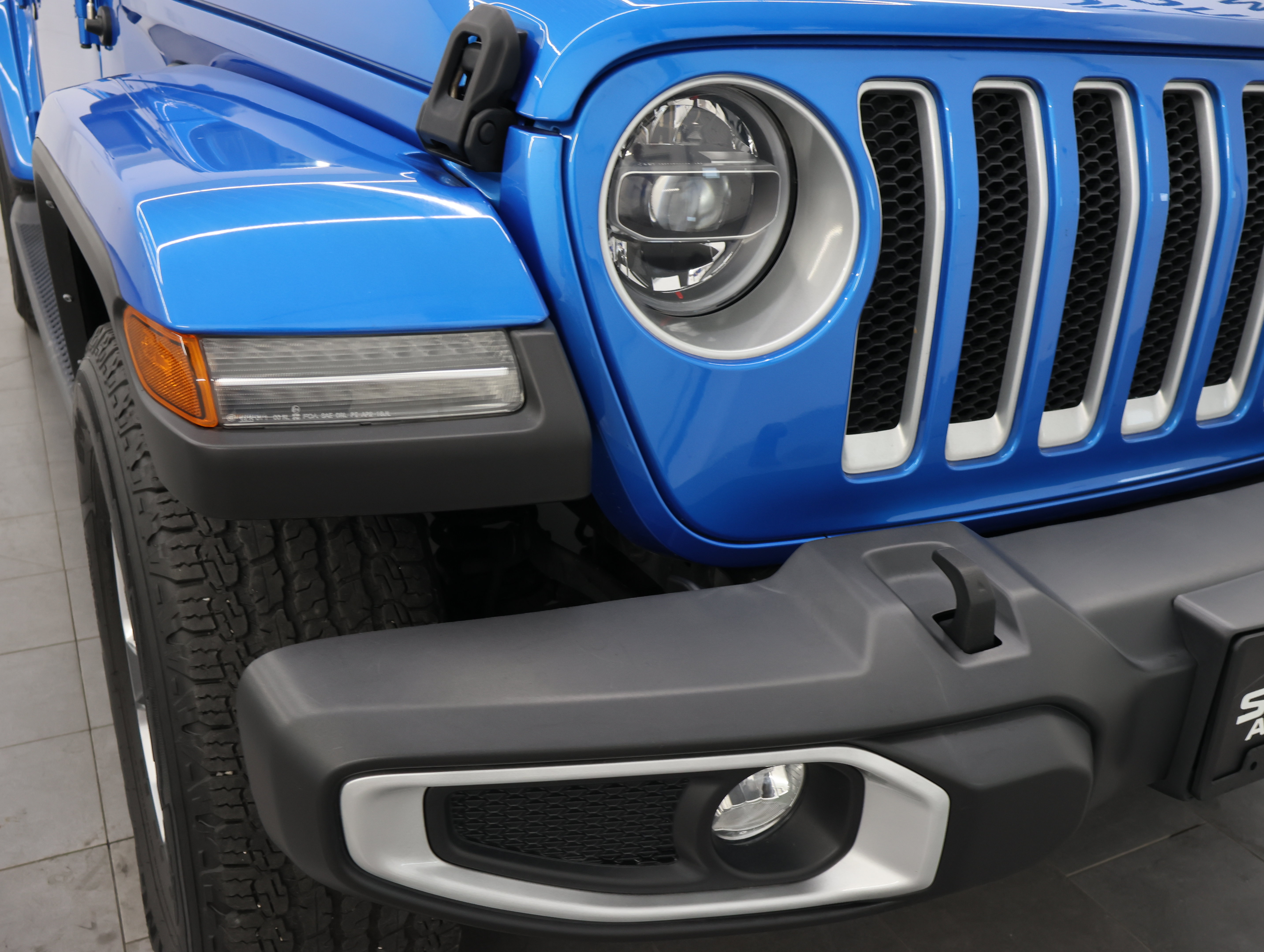 Used 2022 Jeep Wrangler Unlimited Sahara w/ LED Lighting Group AWD/4WD image 20