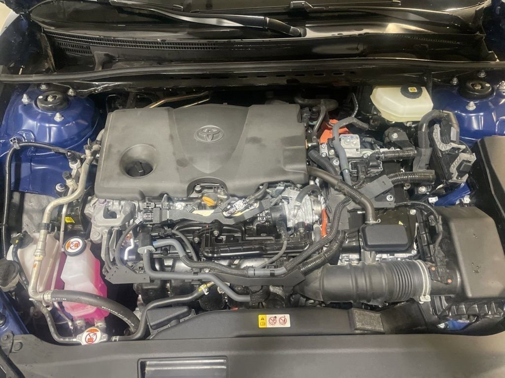 Used 2025 Toyota Camry LE image 32