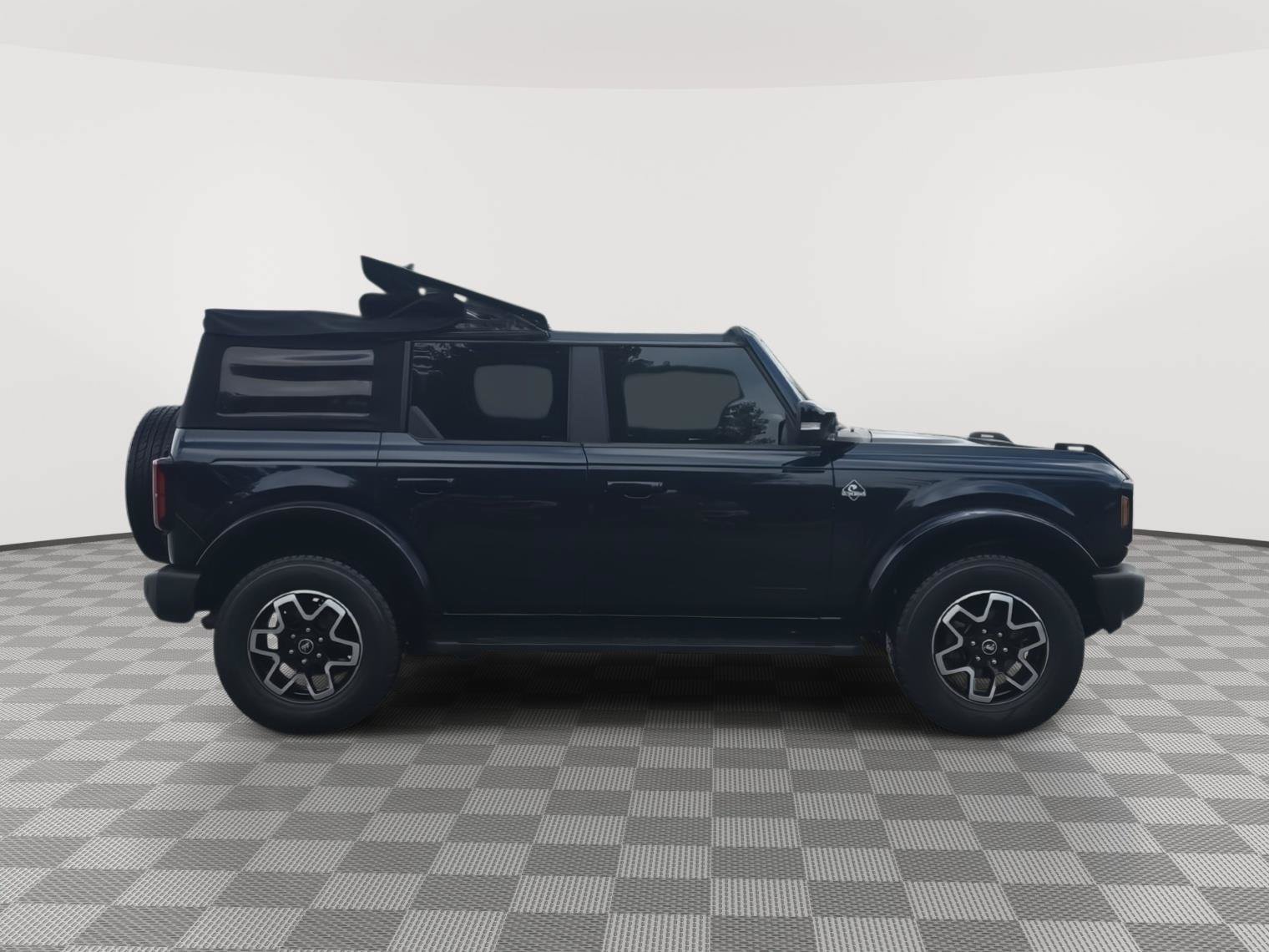Used 2021 Ford Bronco Outer Banks AWD/4WD image 4