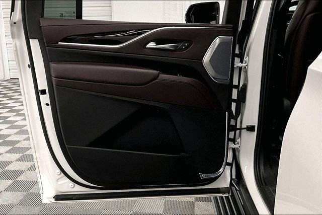 Used 2022 Cadillac Escalade ESV Sport Platinum image 21