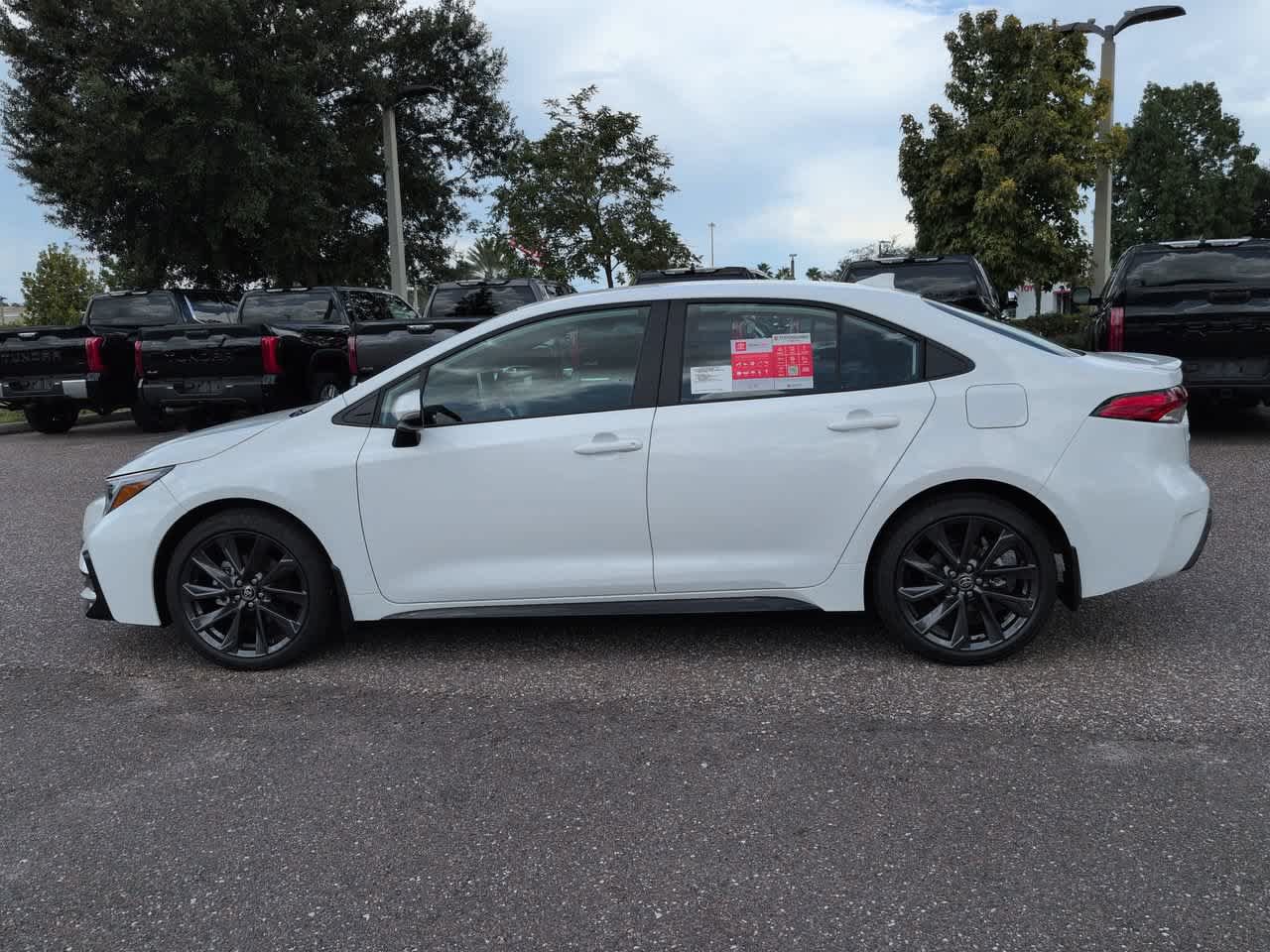New 2026 Toyota Corolla SE w/ SE Package FWD image 3