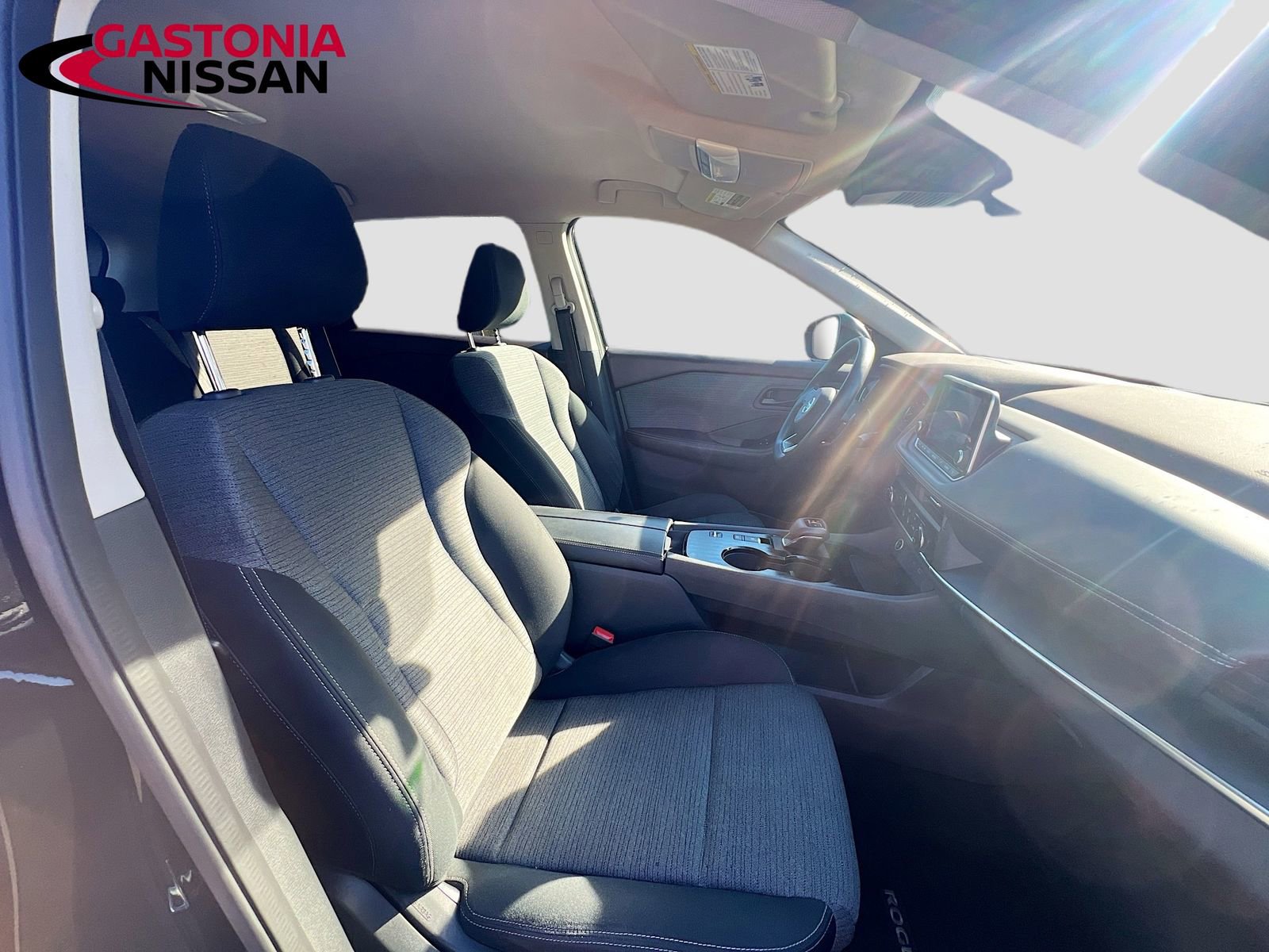 Used 2021 Nissan Rogue S image 35