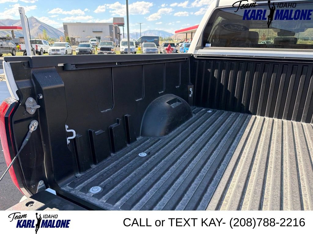 Used 2024 Toyota Tundra Limited AWD/4WD image 8