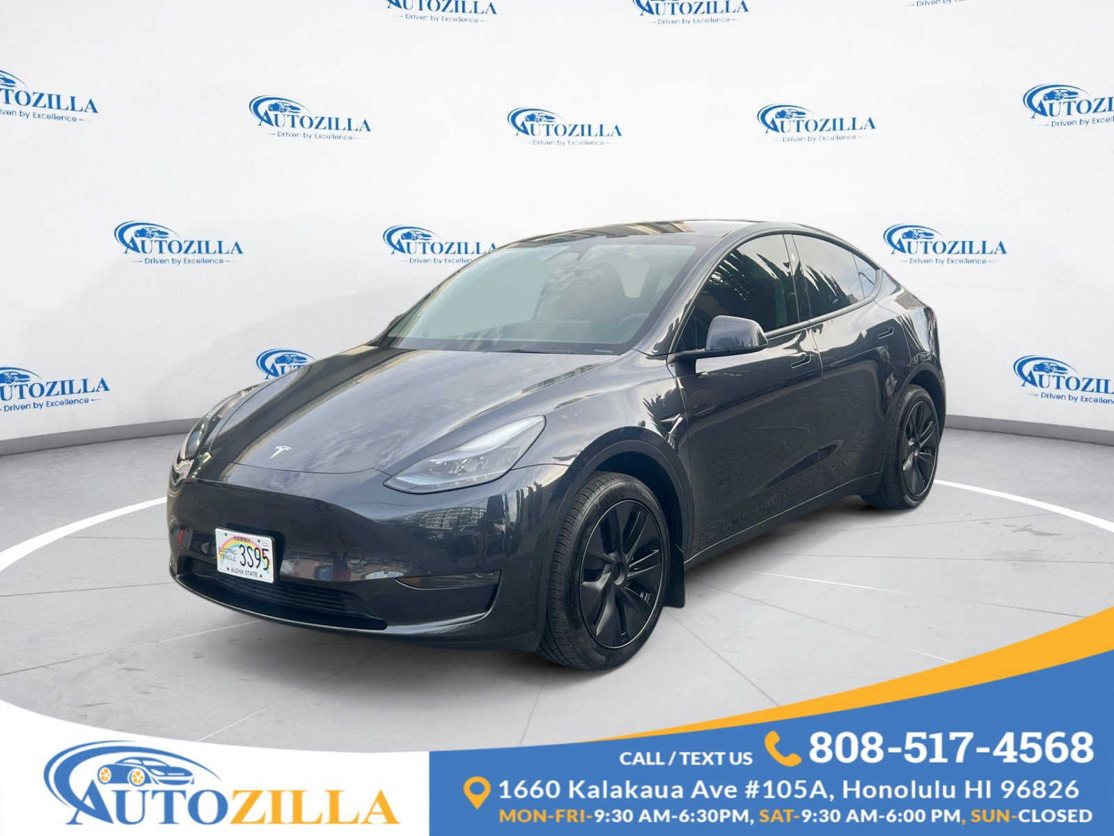 Used 2025 Tesla Model Y Long Range RWD image 1